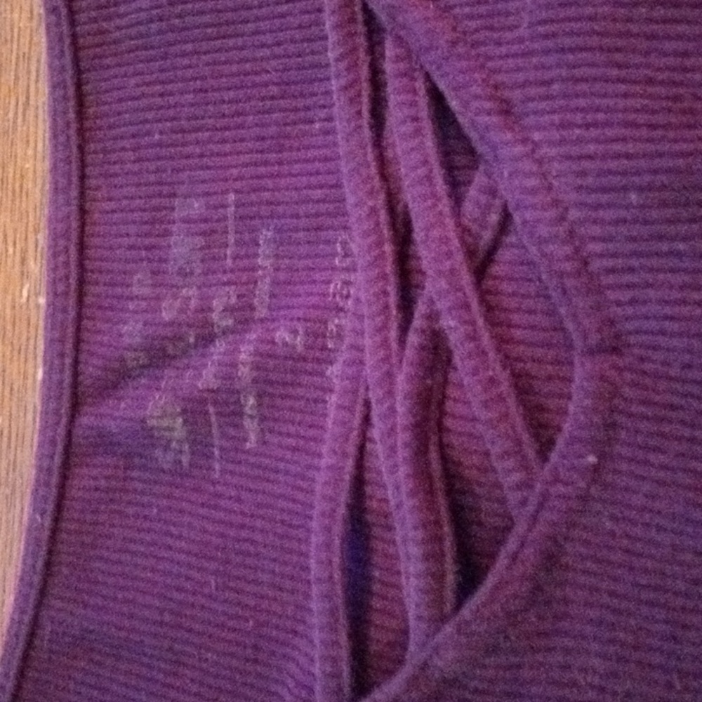TORRID PURPLE RIBBED V NECK LATTICE SIZE 2 - Picture 2 of 5
